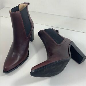 ivylee Ankle Boots in Brown Genuine Leather.Pre-owned.Excellent condition.❤️